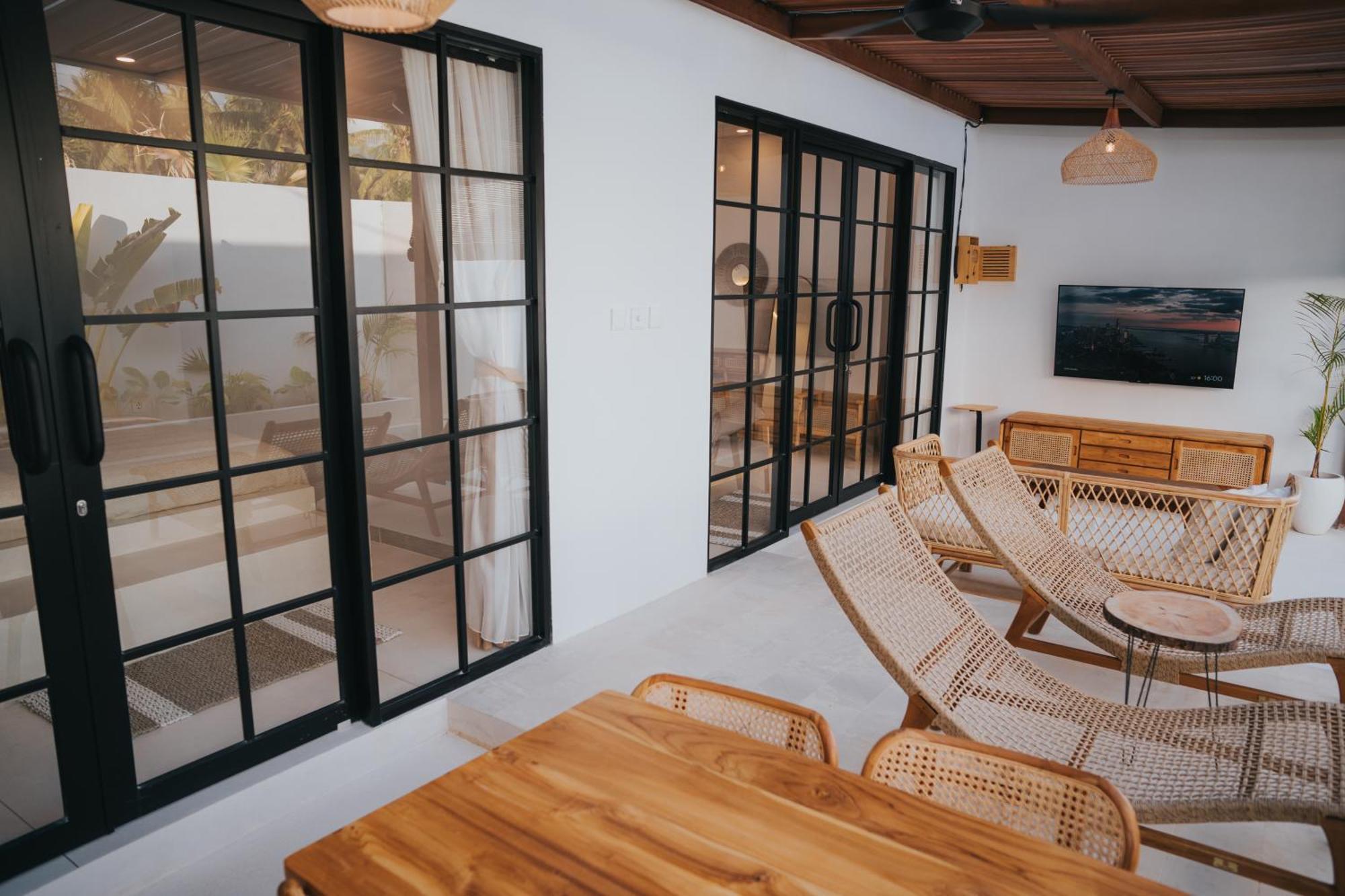 Brandon Villa Lovina With Private Pool ภายนอก รูปภาพ