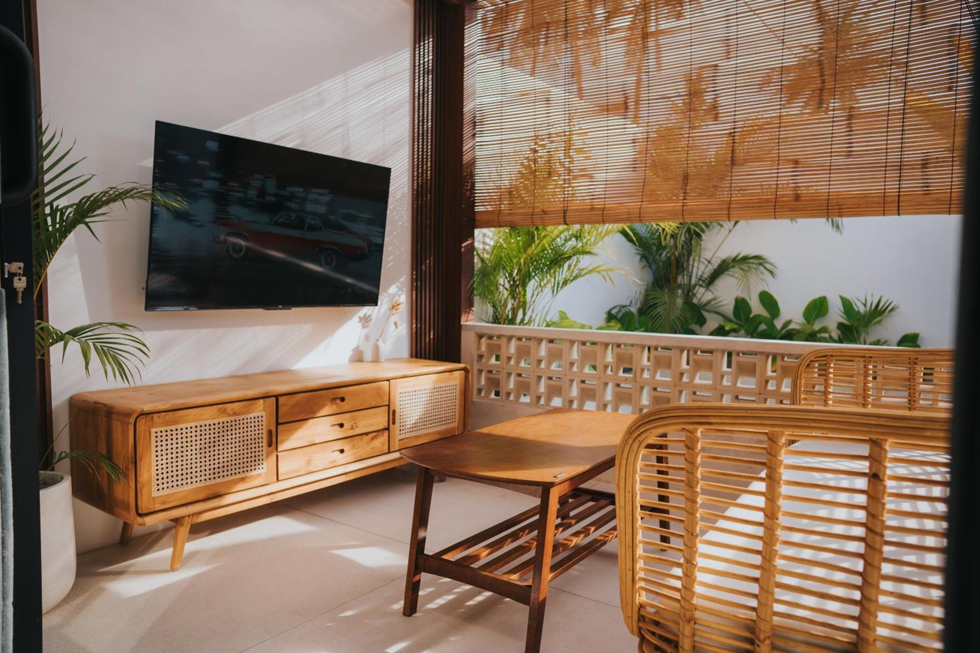 Brandon Villa Lovina With Private Pool ภายนอก รูปภาพ